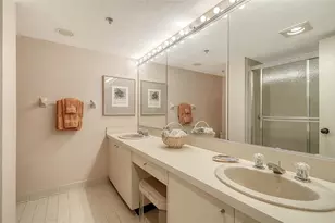 988 Blvd of the Arts, Sarasota, FL 34236 - Photo 15