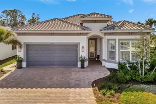 10201 Beach Dune Dr, Englewood, FL 34223 - Photo 3