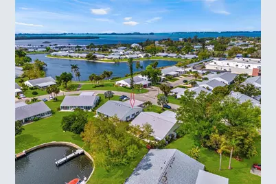 4405 Mount Vernon Drive, Bradenton, FL 34210 - Photo 1