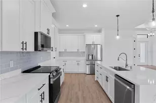 2805 Anniston Rd, North Port, FL 34288 - Photo 7