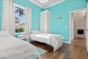 4615 4th Ave Dr E, Bradenton, FL 34208 - Photo 9