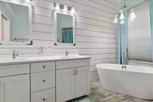 4615 4th Ave Dr E, Bradenton, FL 34208 - Photo 25