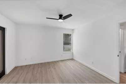 4008 Crockers Lake Boulevard #11, Sarasota, FL 34238 - Photo 5