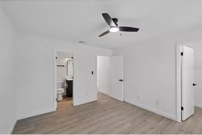 4008 Crockers Lake Boulevard #11, Sarasota, FL 34238 - Photo 21