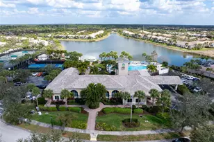 1418 Burgos Dr, Sarasota, FL 34238 - Photo 47