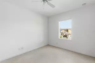 1418 Burgos Dr, Sarasota, FL 34238 - Photo 23