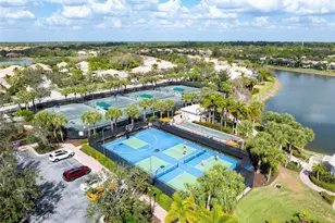 1418 Burgos Dr, Sarasota, FL 34238 - Photo 49