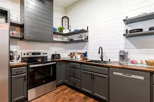 10223 Flagship Ave, Port Richey, FL 34668 - Photo 11