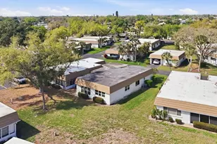 2713 Riverbluff Ct, Sarasota, FL 34231 - Photo 25