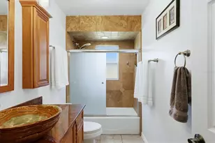 1534 Georgetowne Ln, Sarasota, FL 34232 - Photo 21