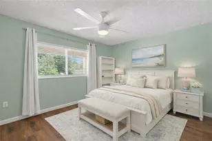 2522 Clubhouse Dr, Sarasota, FL 34232 - Photo 25