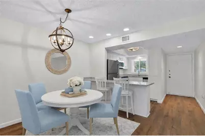 2522 Clubhouse Drive #204, Sarasota, FL 34232 - Photo 9