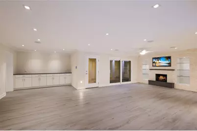 103 Fillmore Drive, Sarasota, FL 34236 - Photo 11