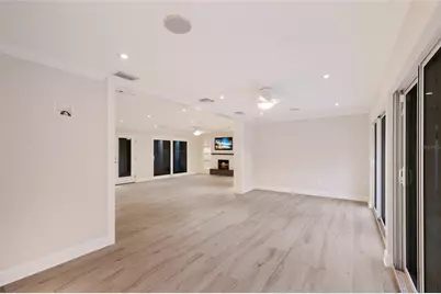 103 Fillmore Drive, Sarasota, FL 34236 - Photo 17