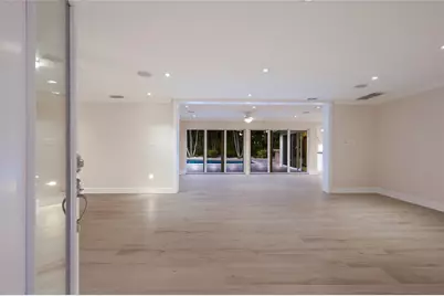 103 Fillmore Drive, Sarasota, FL 34236 - Photo 9