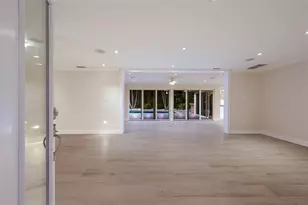 103 Fillmore Dr, Sarasota, FL 34236 - Photo 9