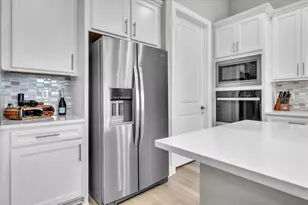 9332 Barrier Coast Trail, Parrish, FL 34219 - Photo 31