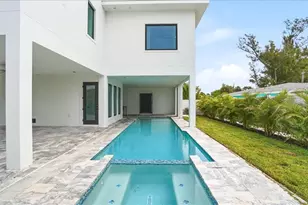 1210 Gulf Blvd, Englewood, FL 34223 - Photo 13