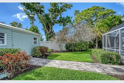121 Holly Avenue, Sarasota, FL 34243 - Photo 39