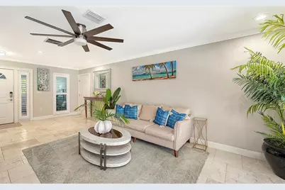 121 Holly Avenue, Sarasota, FL 34243 - Photo 11