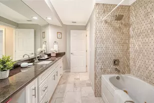 121 Holly Ave, Sarasota, FL 34243 - Photo 29
