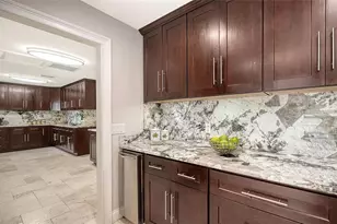 121 Holly Ave, Sarasota, FL 34243 - Photo 19