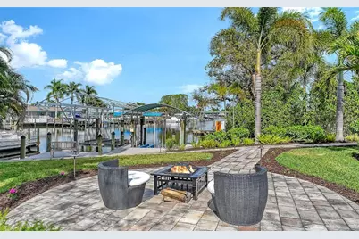 121 Holly Avenue, Sarasota, FL 34243 - Photo 35