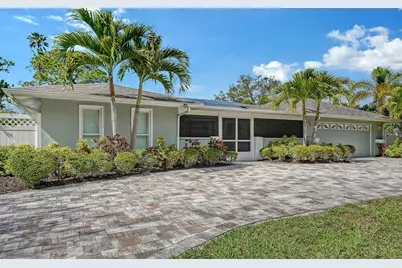 121 Holly Avenue, Sarasota, FL 34243 - Photo 7