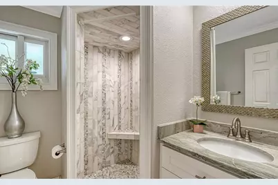121 Holly Avenue, Sarasota, FL 34243 - Photo 27