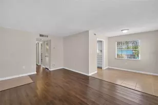 1112 W Main St, Leesburg, FL 34748 - Photo 11