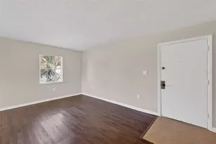 1112 W Main St, Leesburg, FL 34748 - Photo 9