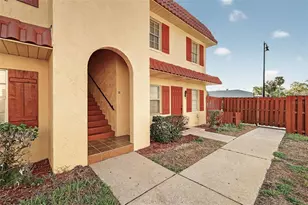 1112 W Main St, Leesburg, FL 34748 - Photo 1