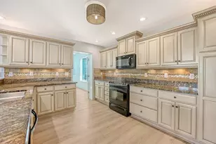 771 Marbury Ln, Longboat Key, FL 34228 - Photo 23