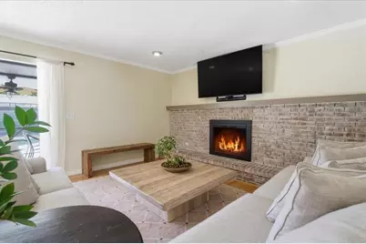 1467 Georgetowne Drive, Sarasota, FL 34232 - Photo 7