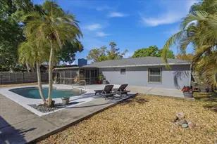 1467 Georgetowne Dr, Sarasota, FL 34232 - Photo 37