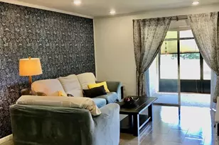 102 Capri Isles Blvd, Venice, FL 34292 - Photo 3