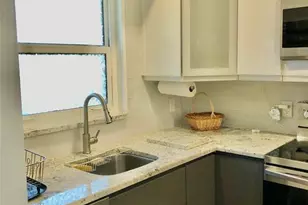 102 Capri Isles Blvd, Venice, FL 34292 - Photo 15