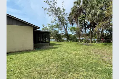 2807 48th Ave Dr W, Bradenton, FL 34212 - Photo 25