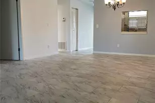 2807 48th Ave Dr W, Bradenton, FL 34212 - Photo 15