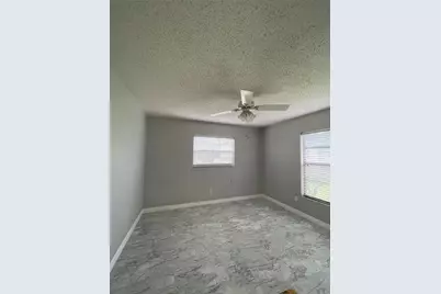 2807 48th Ave Dr W, Bradenton, FL 34207 - Photo 11