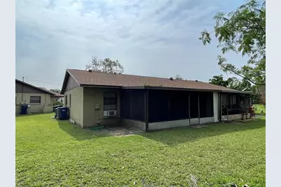 2807 48th Ave Dr W, Bradenton, FL 34207 - Photo 25