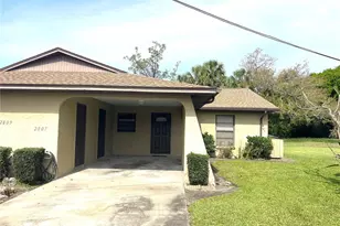 2807 48th Ave Dr W, Bradenton, FL 34212 - Photo 1