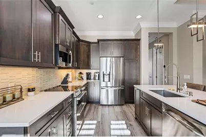 289 Sapphire Lake Drive #202, Bradenton, FL 34209 - Photo 11