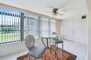 2657 Woodgate Ln, Sarasota, FL 34231 - Photo 17