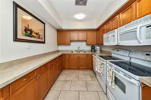 2657 Woodgate Ln, Sarasota, FL 34231 - Photo 23