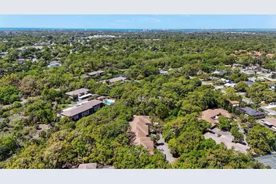 3324 Thornwood Road #3324, Sarasota, FL 34231 - Photo 43