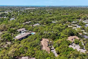 3324 Thornwood Rd, Sarasota, FL 34231 - Photo 43