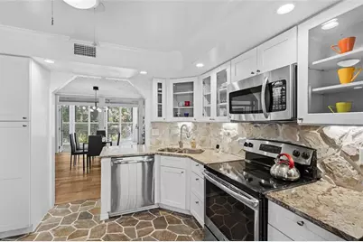 3324 Thornwood Road #3324, Sarasota, FL 34231 - Photo 5