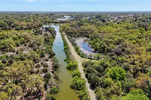 3324 Thornwood Rd, Sarasota, FL 34231 - Photo 47