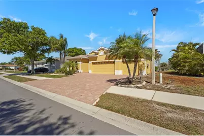 4336 Wordsworth Way, Venice, FL 34293 - Photo 15